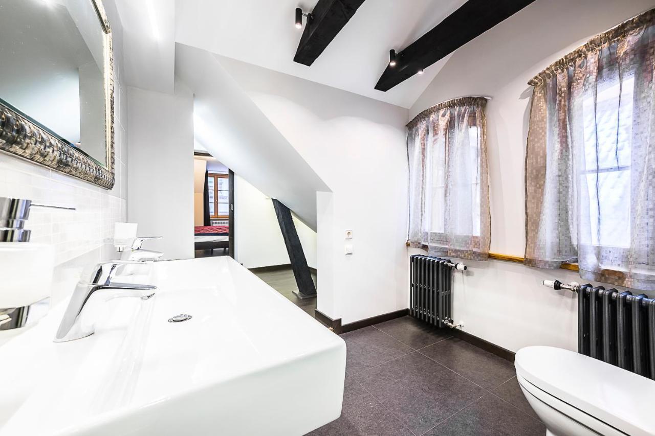 Winwinstay Apartments In Heart Of Old Town Рига Екстер'єр фото