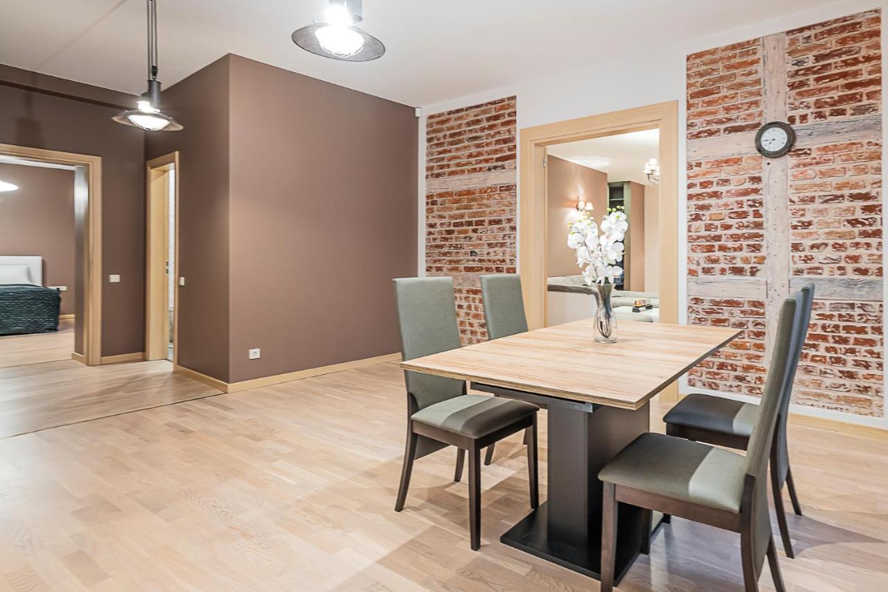 Winwinstay Apartments In Heart Of Old Town Рига Екстер'єр фото